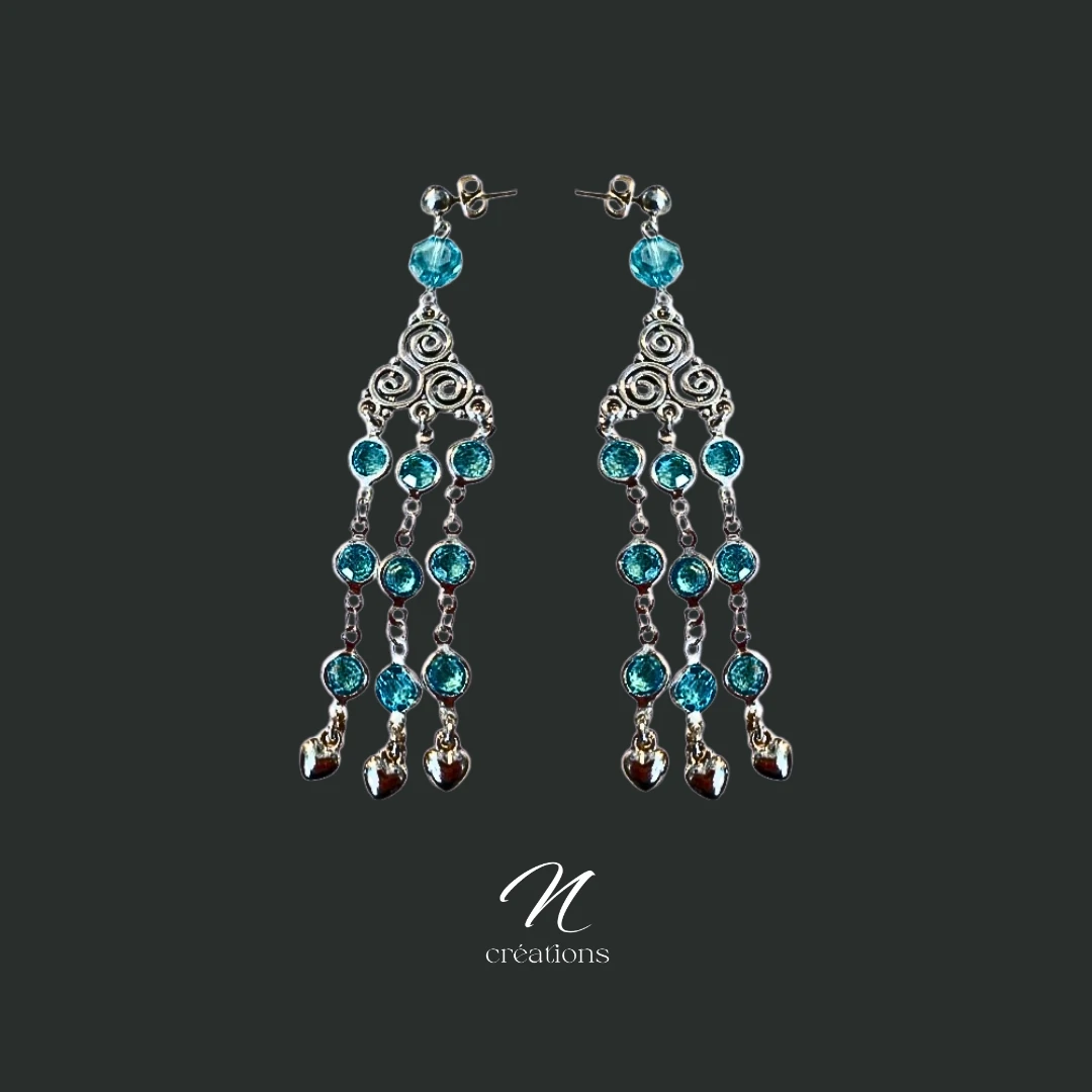 Boucles d’oreilles azur triangles volutes