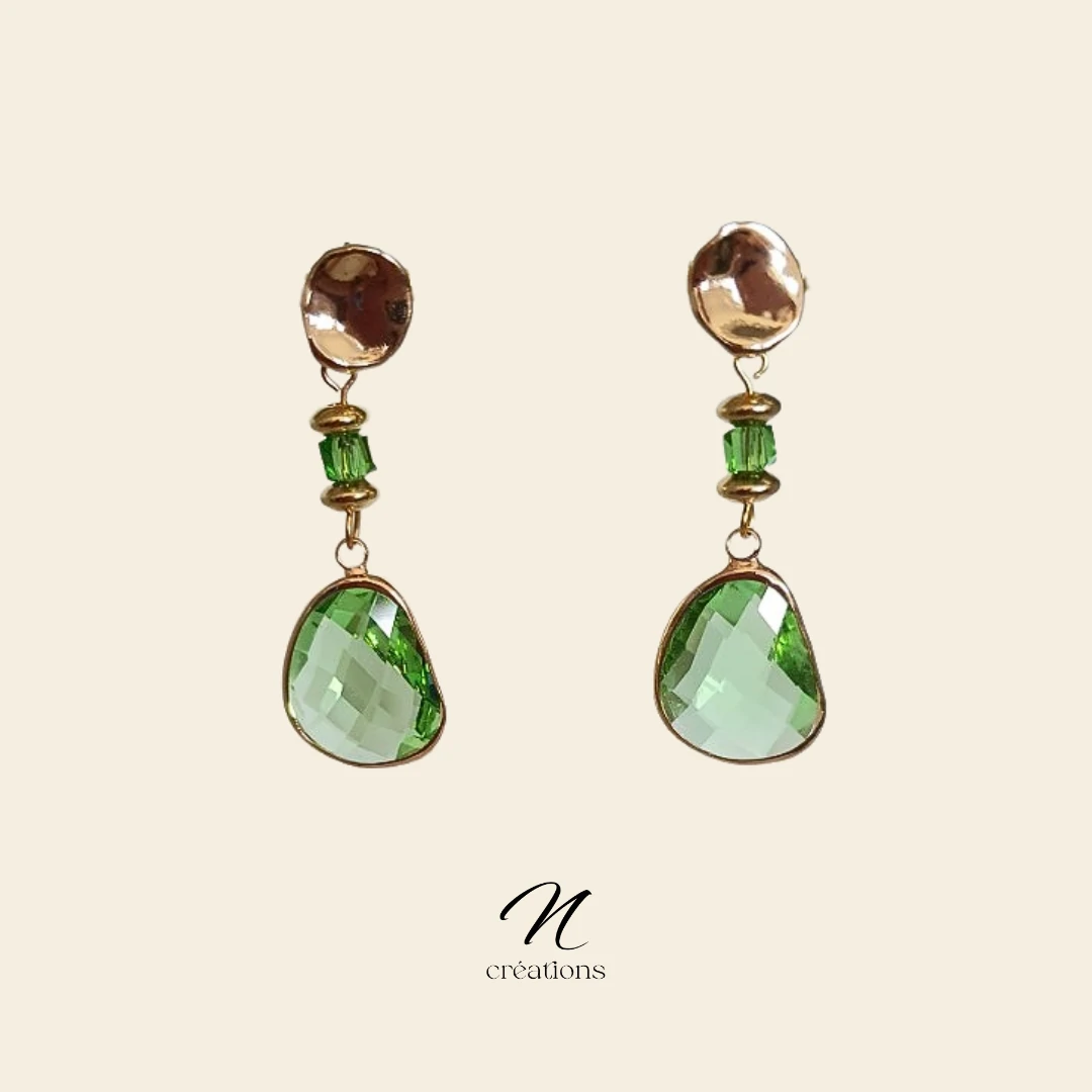 Boucles d'Oreilles Cristal Vert Amande