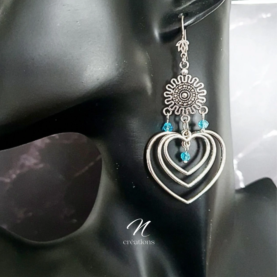 Boucles d'Oreilles 3 Cœurs en Acier Inoxydable avec Cristal Bleu Azur