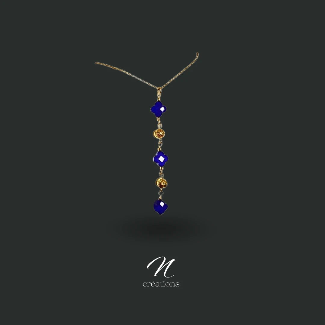 Collier pendentif trèfles bleu saphir