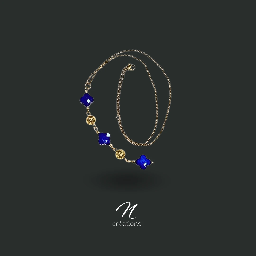 Collier pendentif trèfles bleu saphir